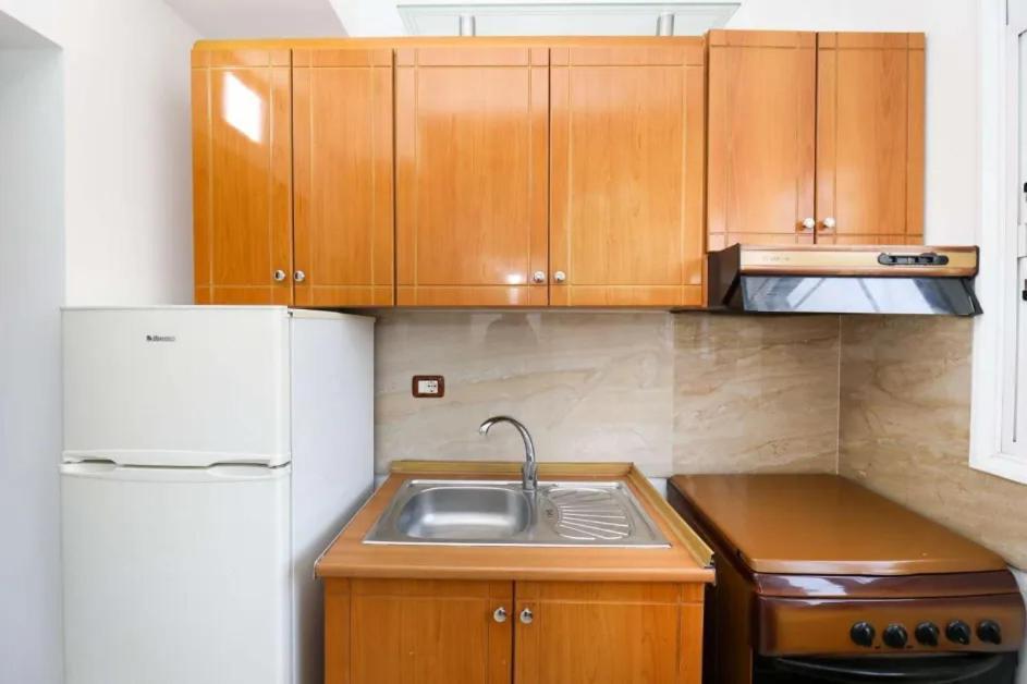 Vila Agolli Vlorë エクステリア 写真
